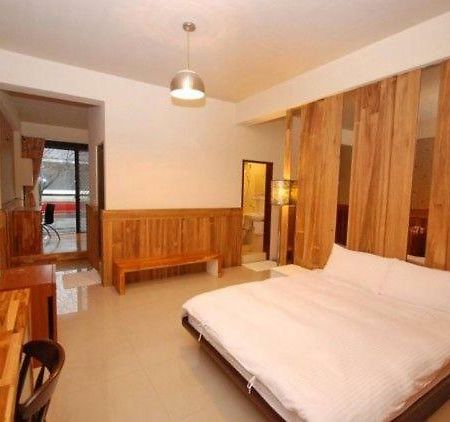 Sanyi Homestay Eksteriør billede