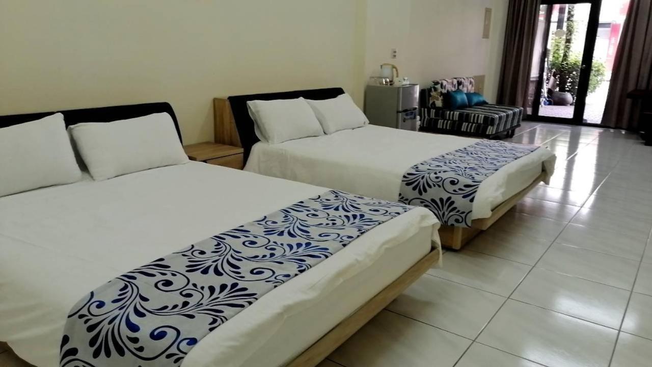 Sanyi Homestay Eksteriør billede